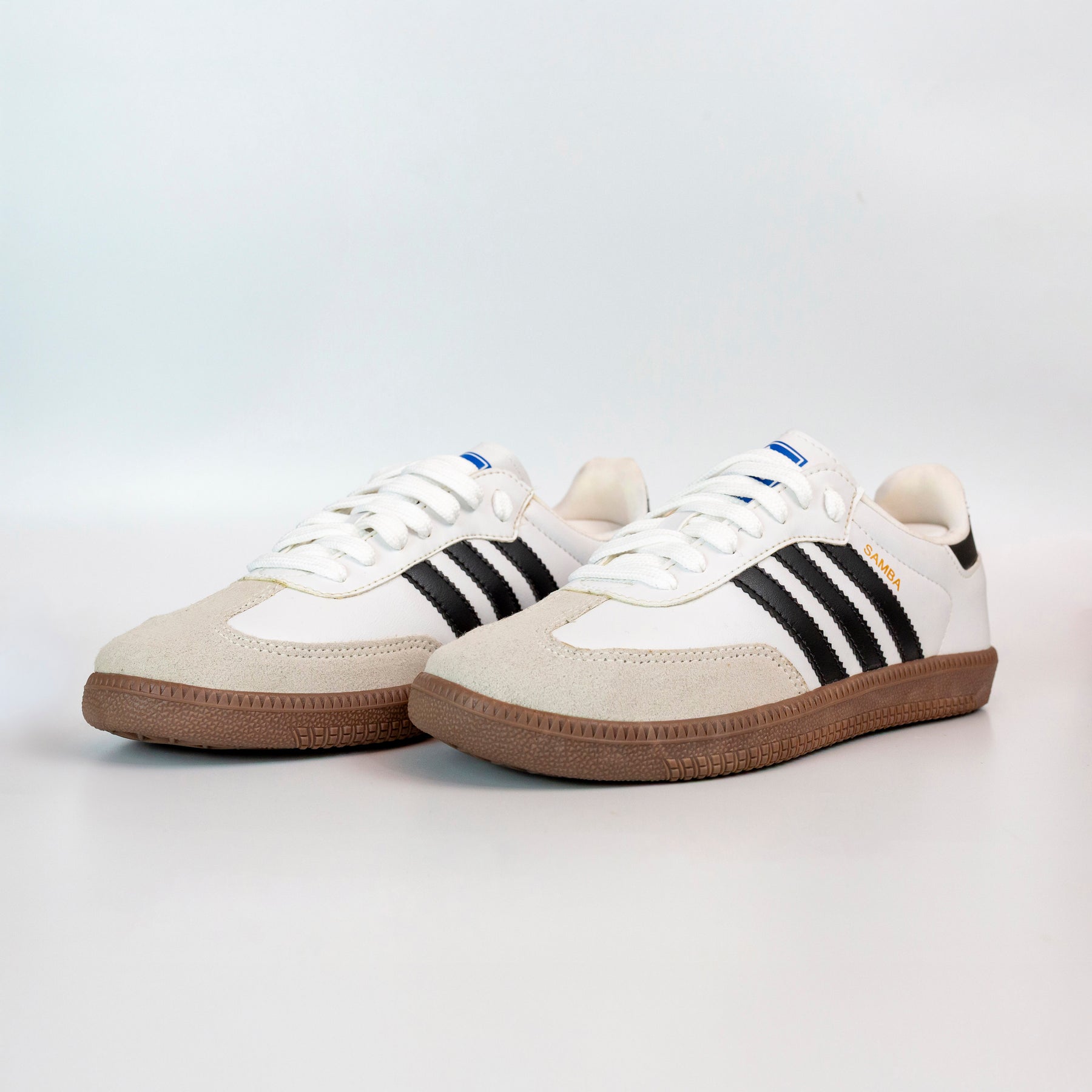 ADDS Samba Branco e Preto