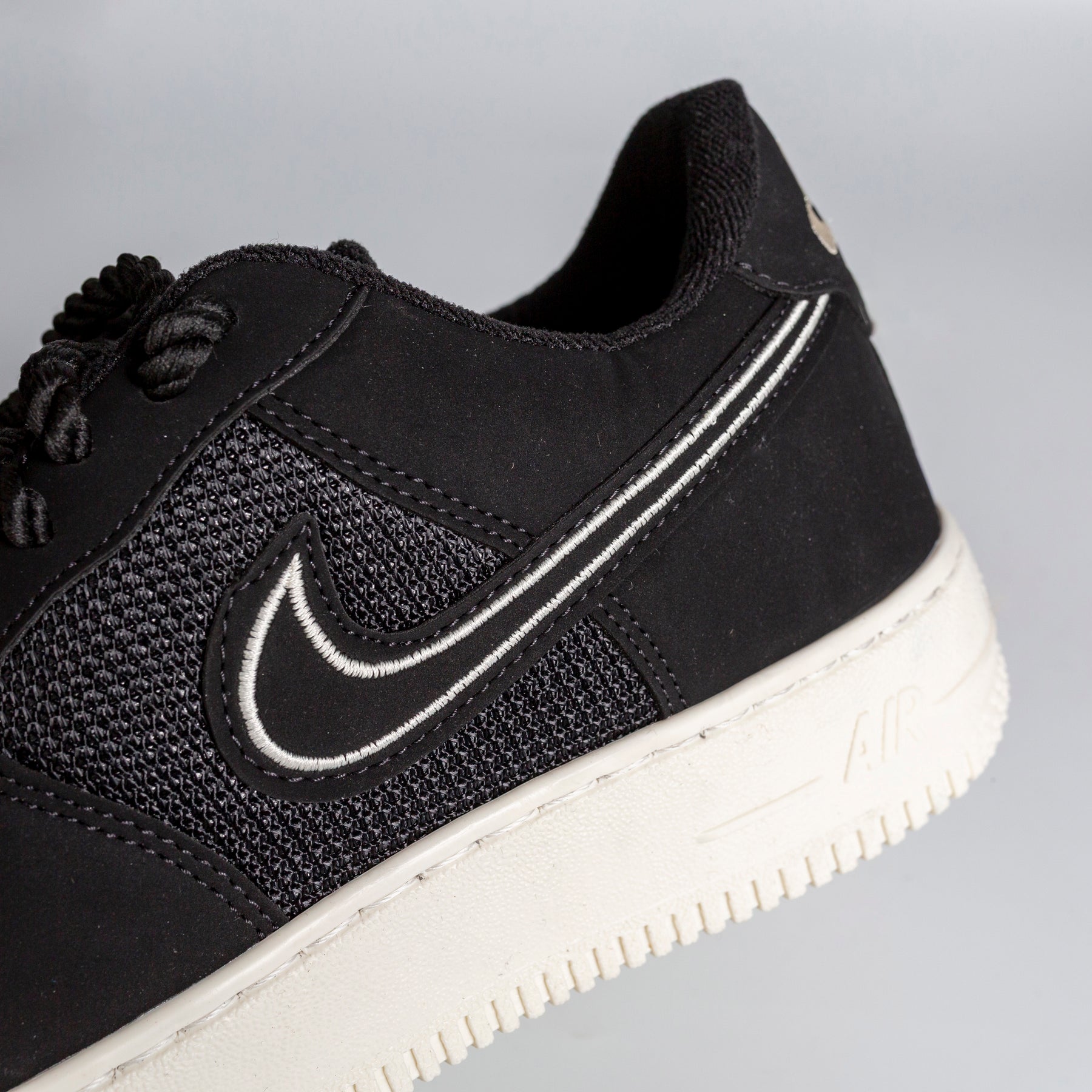 NK Air Force Shadow Black