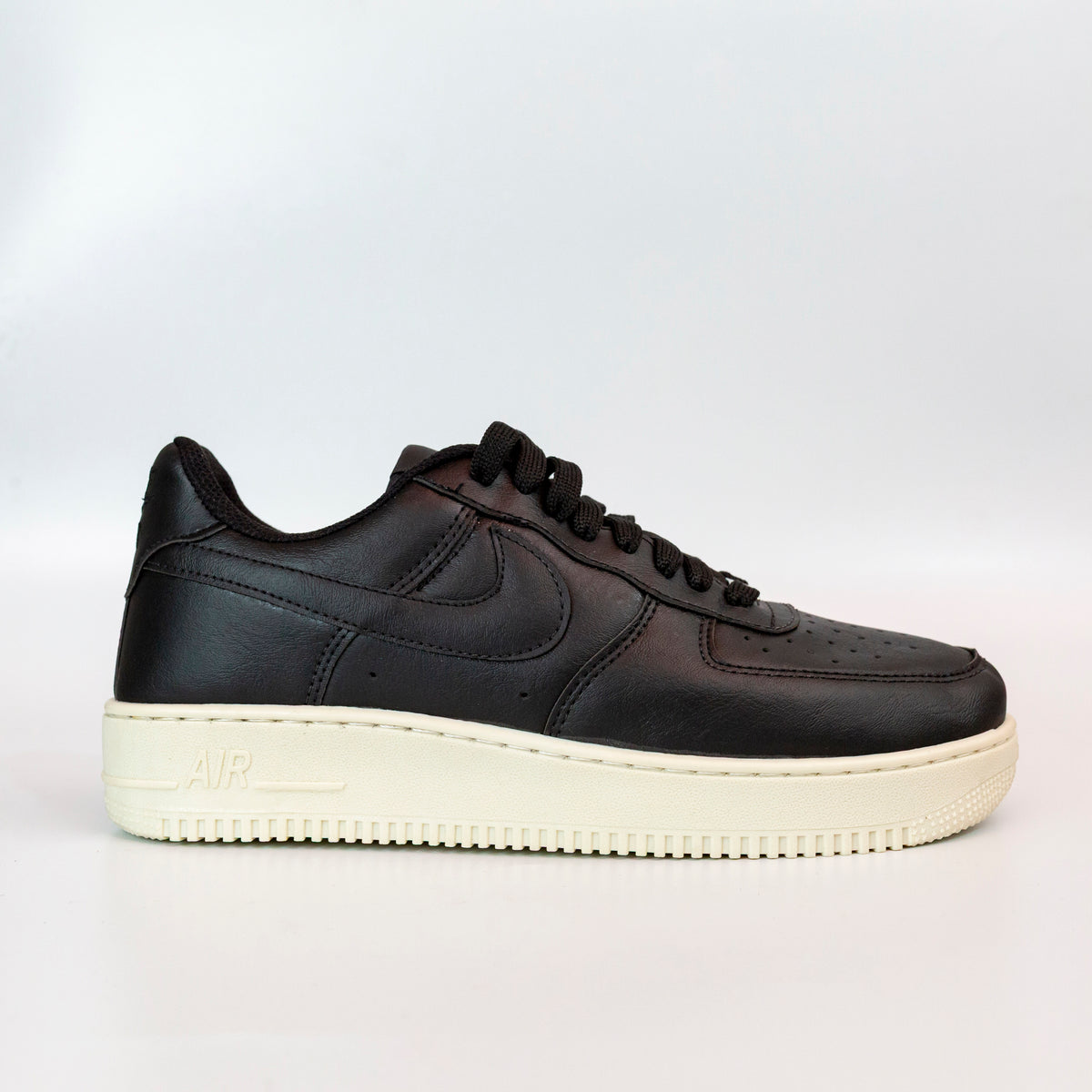 NK Air Force One Preto Creme