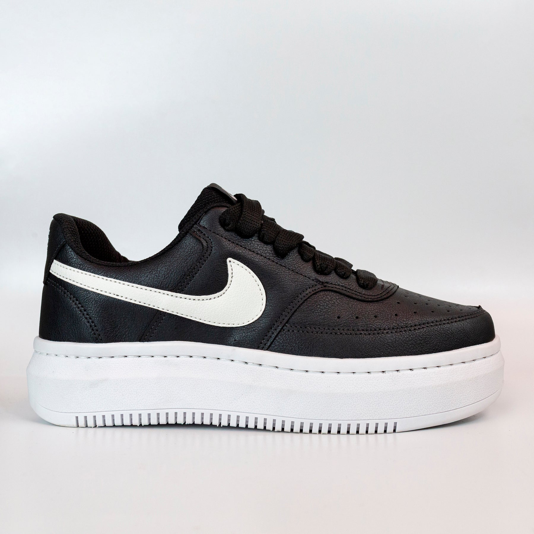 NK Court Vision Alta Preto