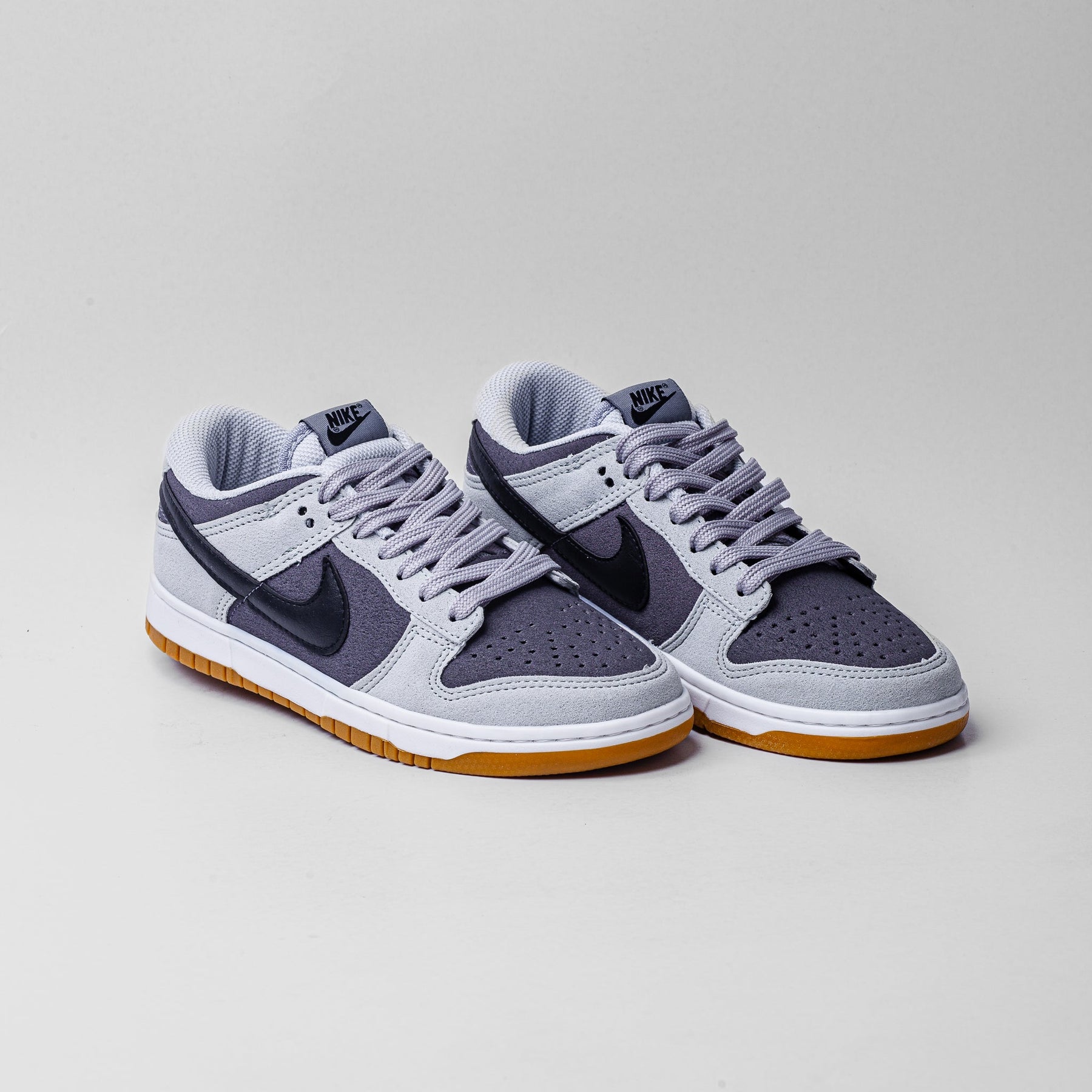 NK Dunk Low Cromo Preto