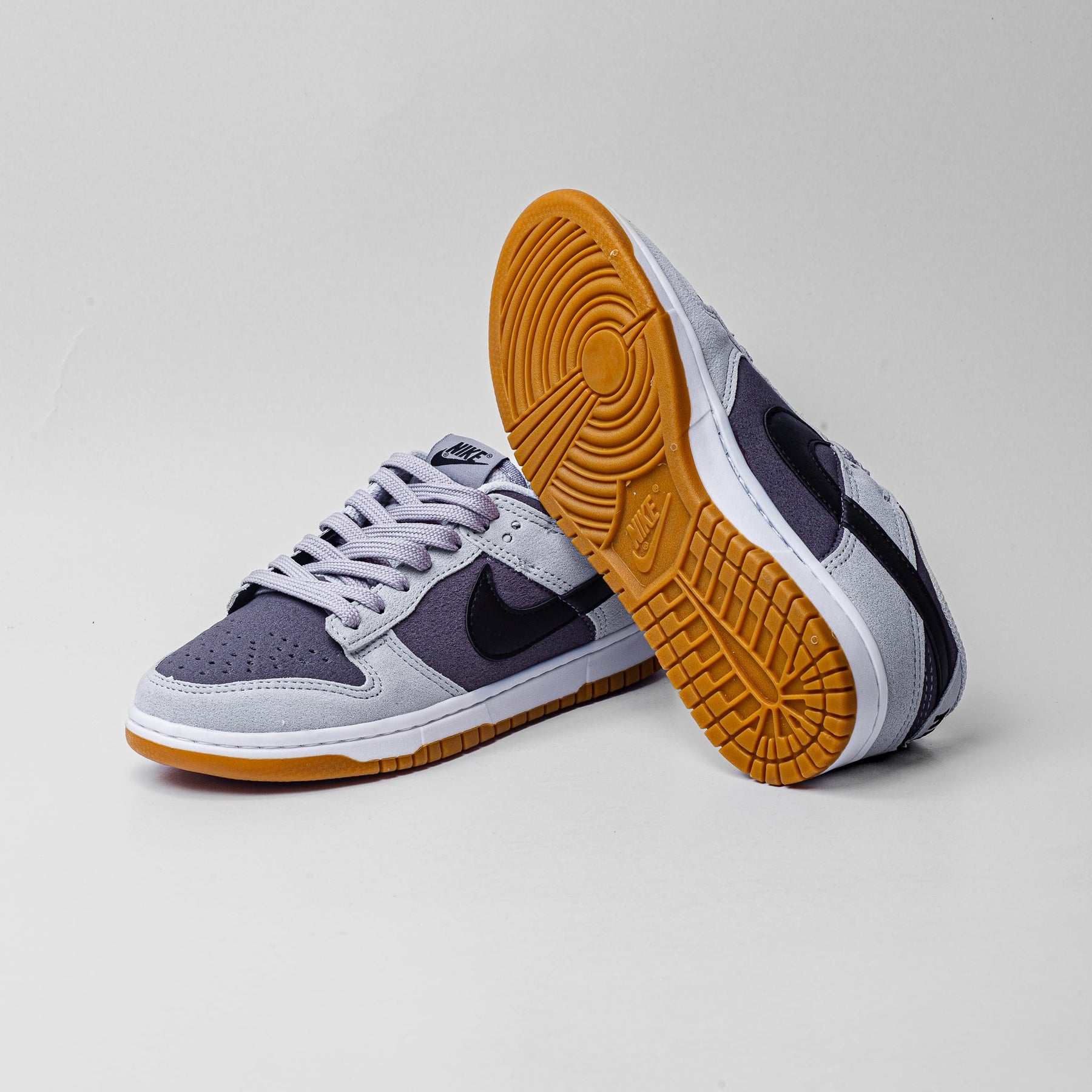 NK Dunk Low Cromo Preto