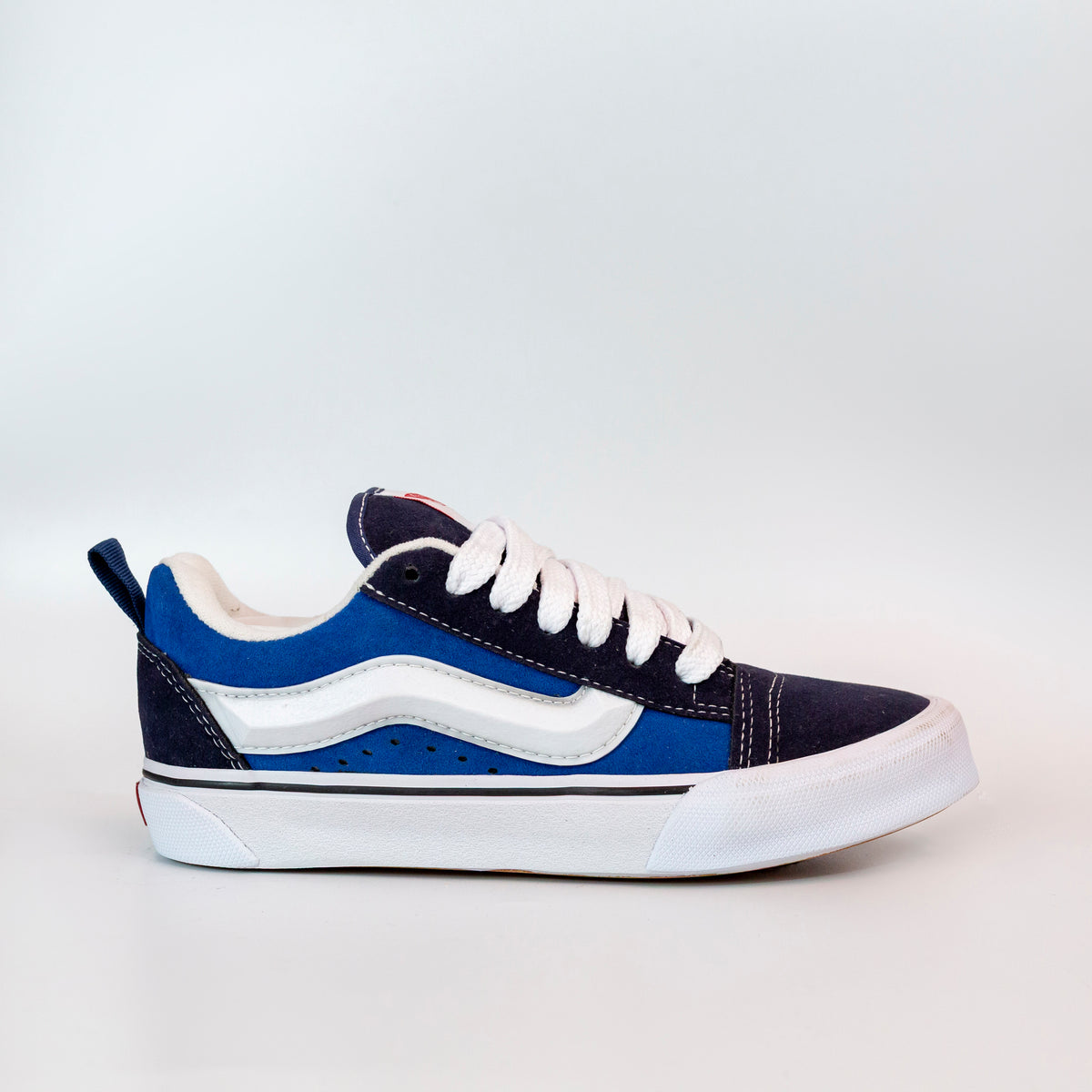 VNS Knu Blue (ÚLTIMOS PARES)