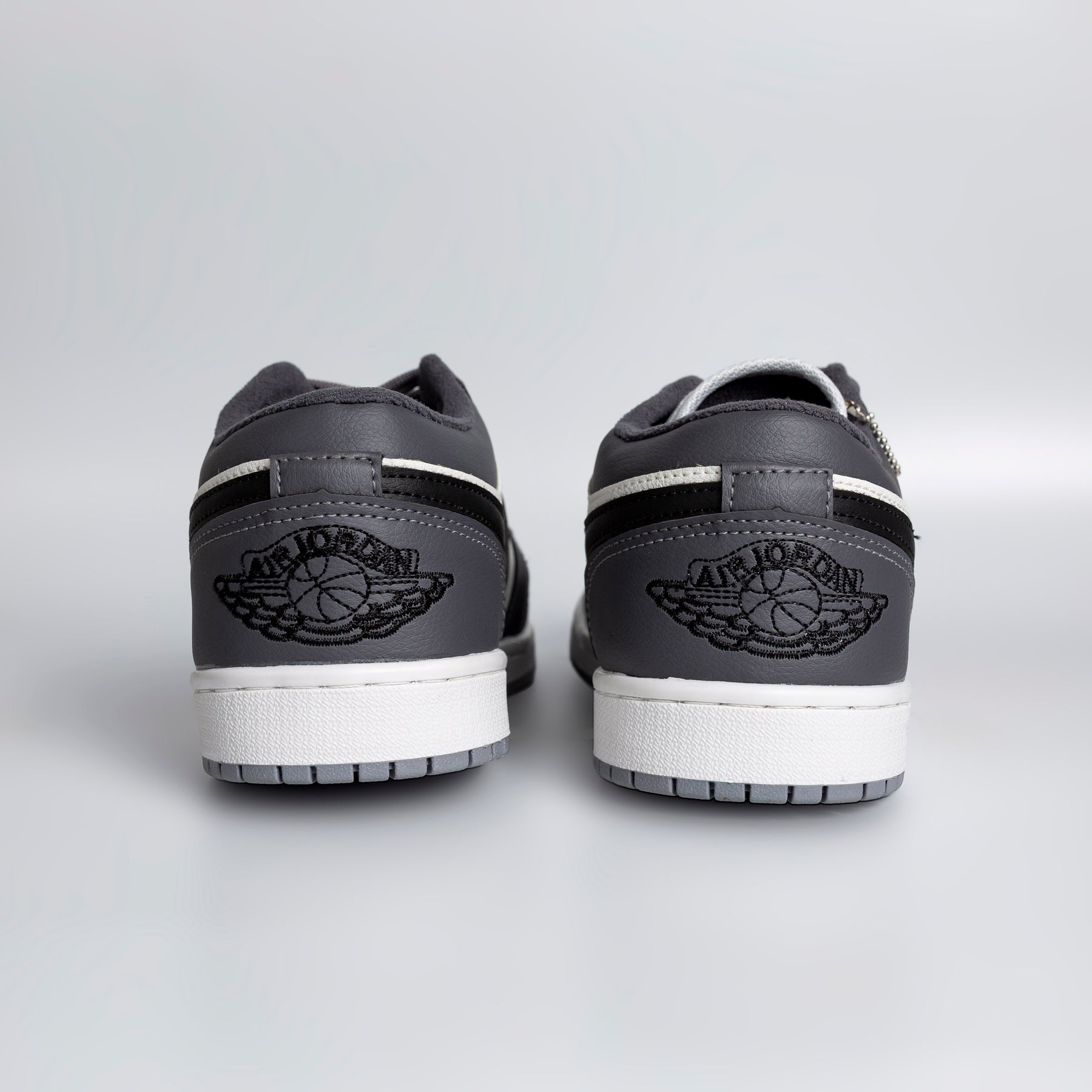 NK Air Jordan Low Grey Black