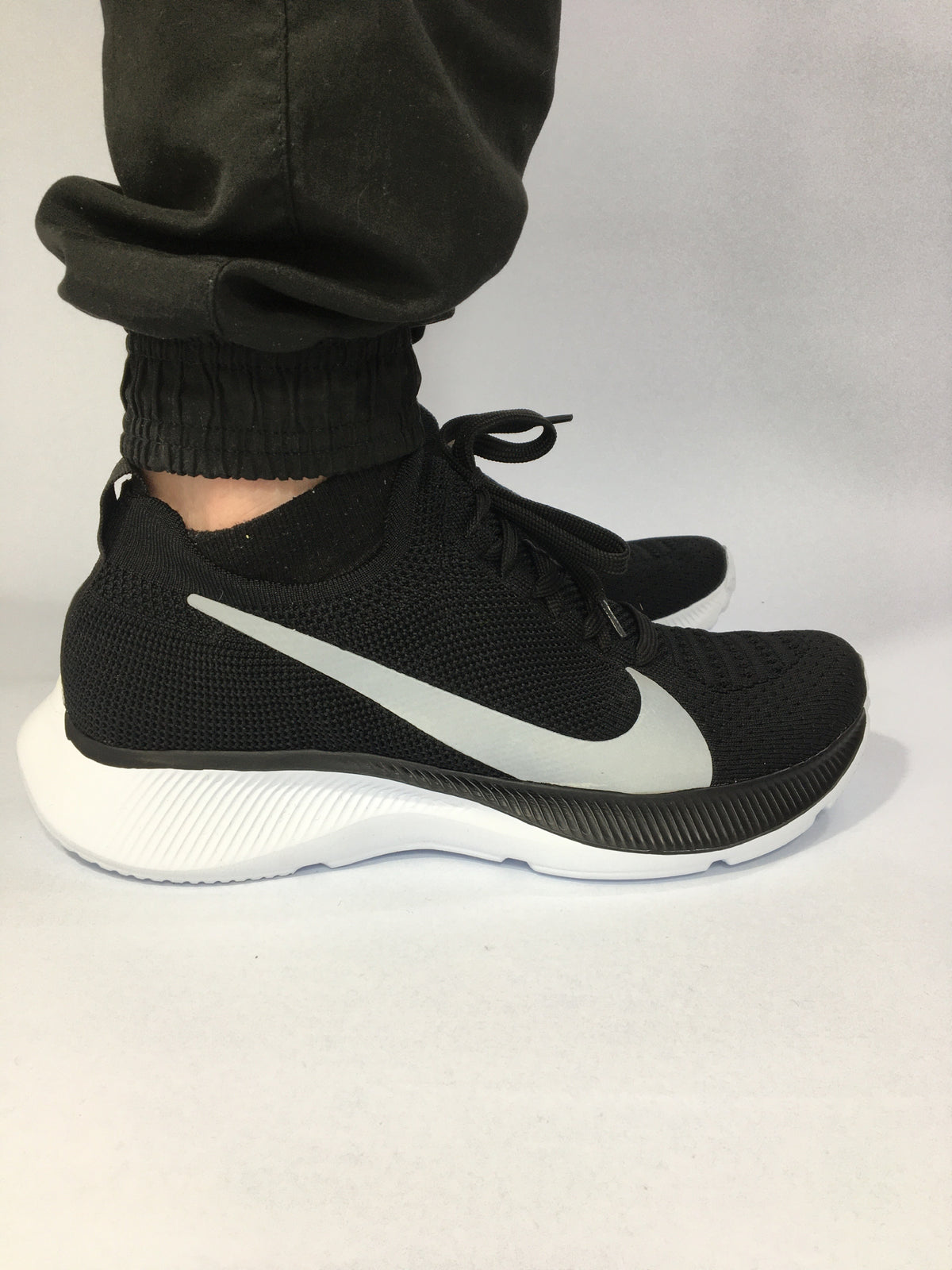 NK Zoom Preto e Branco