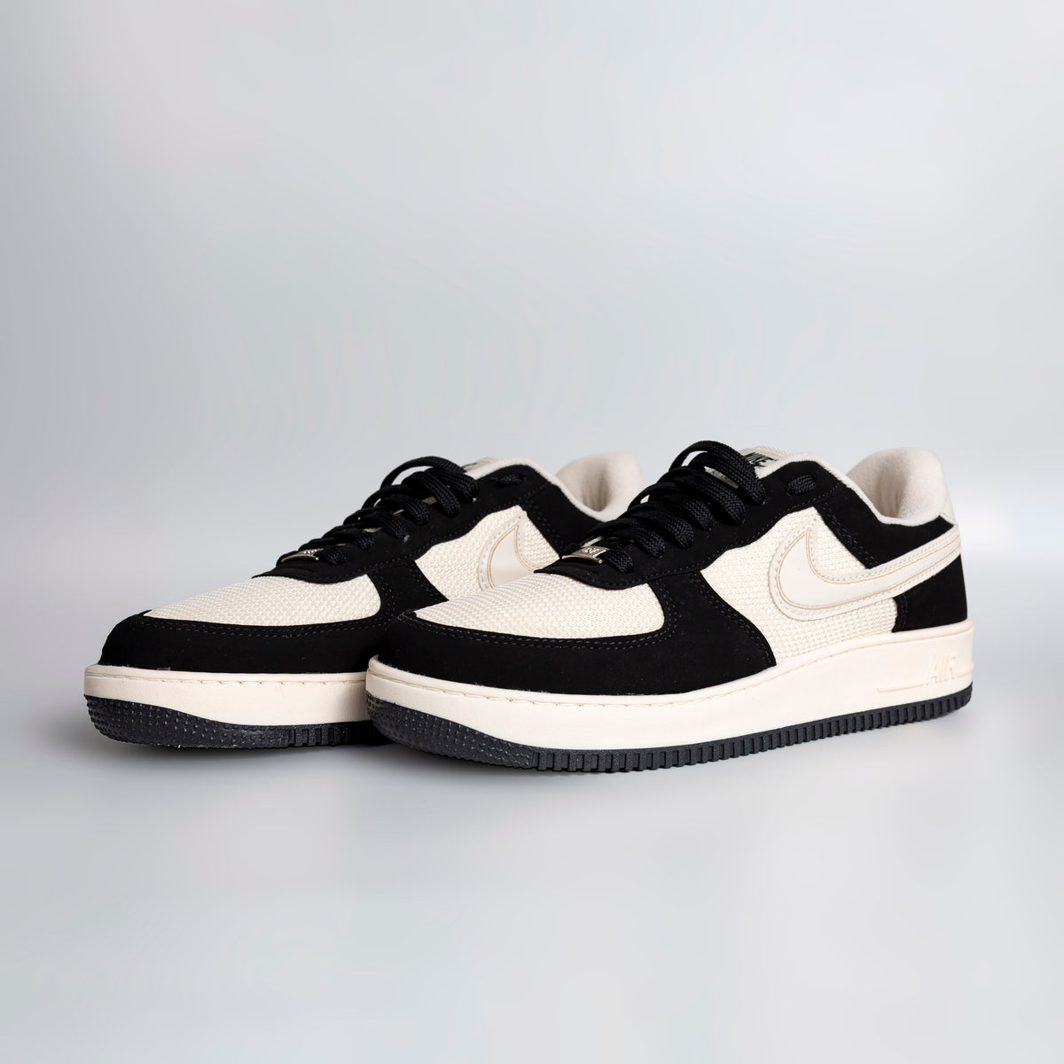 NK AF1 – Premium Black Sail