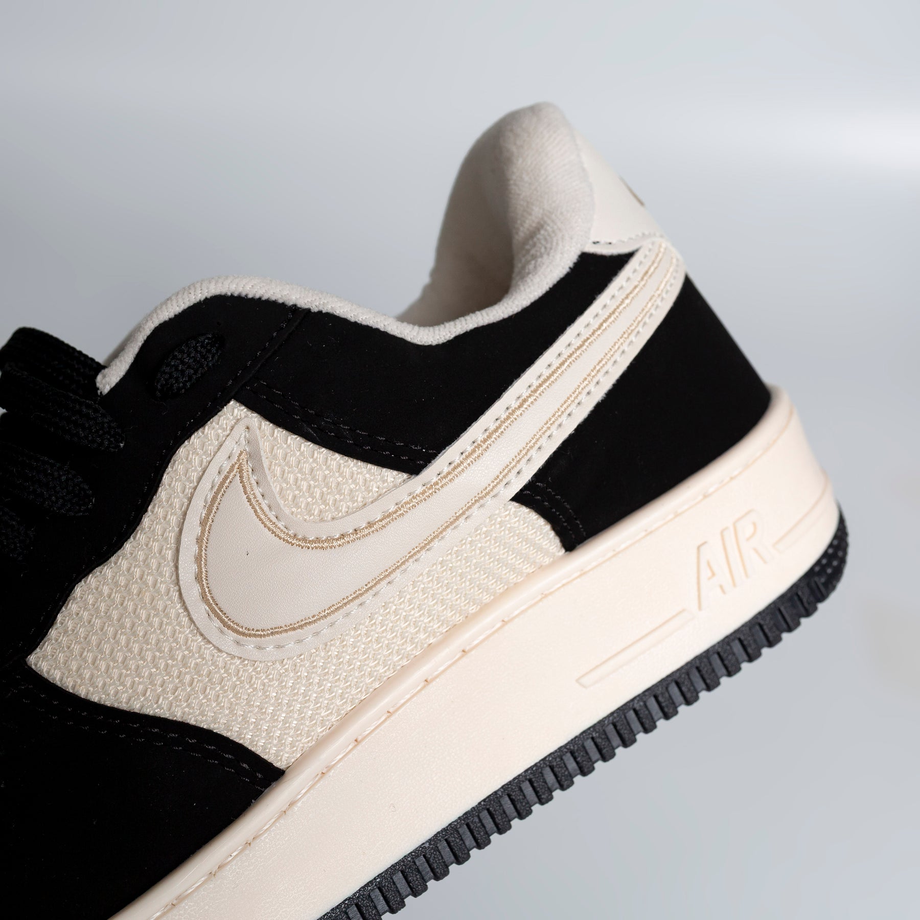 NK AF1 – Premium Black Sail