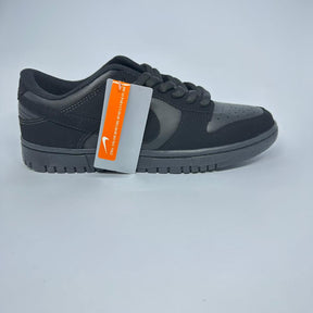 NK Dunk Low | Preto Preto
