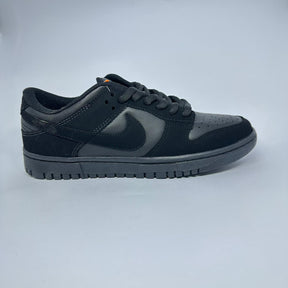 NK Dunk Low | Preto Preto