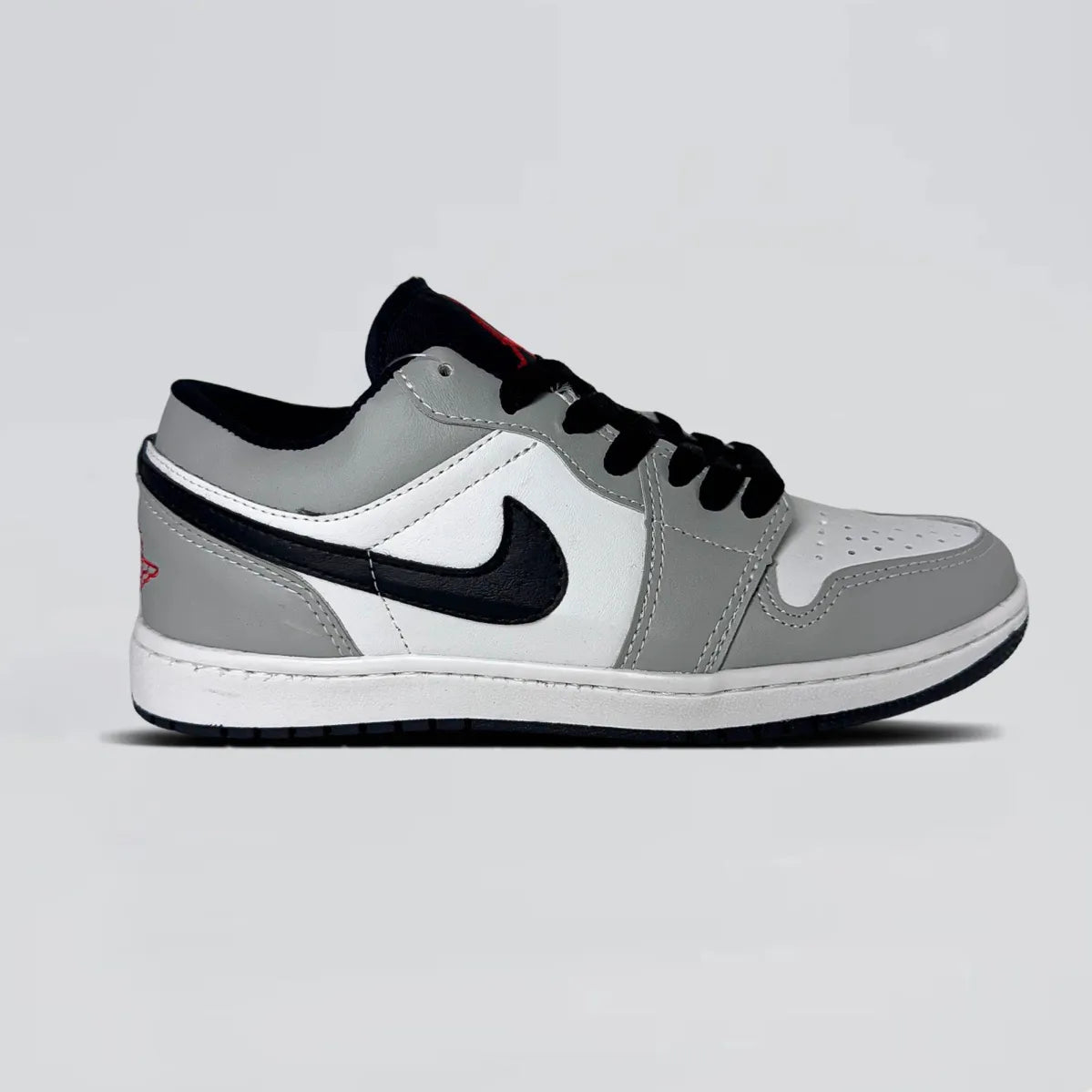 NK Air Jordan Smoke Cinza/Branco/Preto