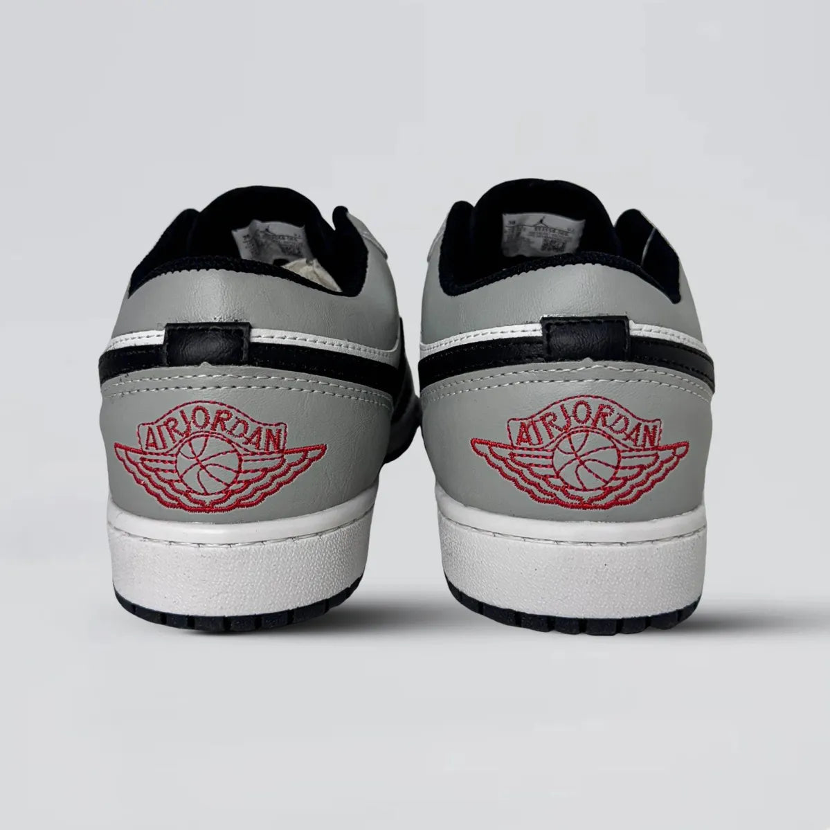 NK Air Jordan Smoke Cinza/Branco/Preto